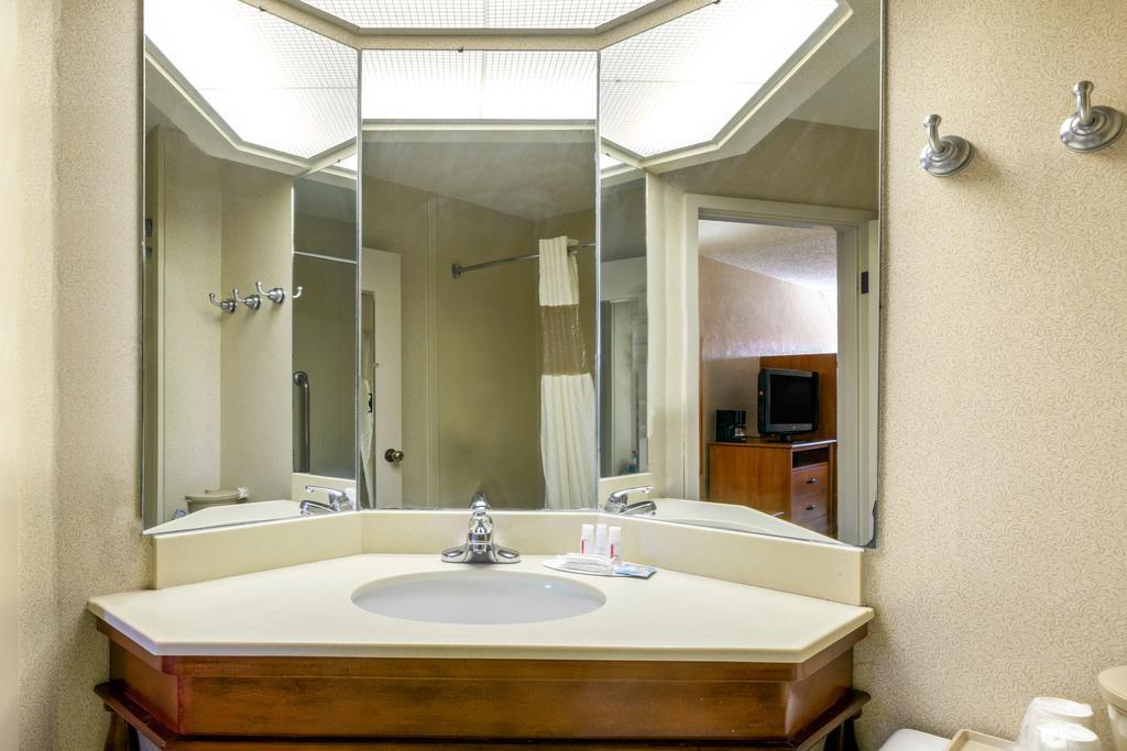 เบย์มอนต์ บาย วินด์แฮม อามาริลโล อีสต์ Hotel ภายนอก รูปภาพ